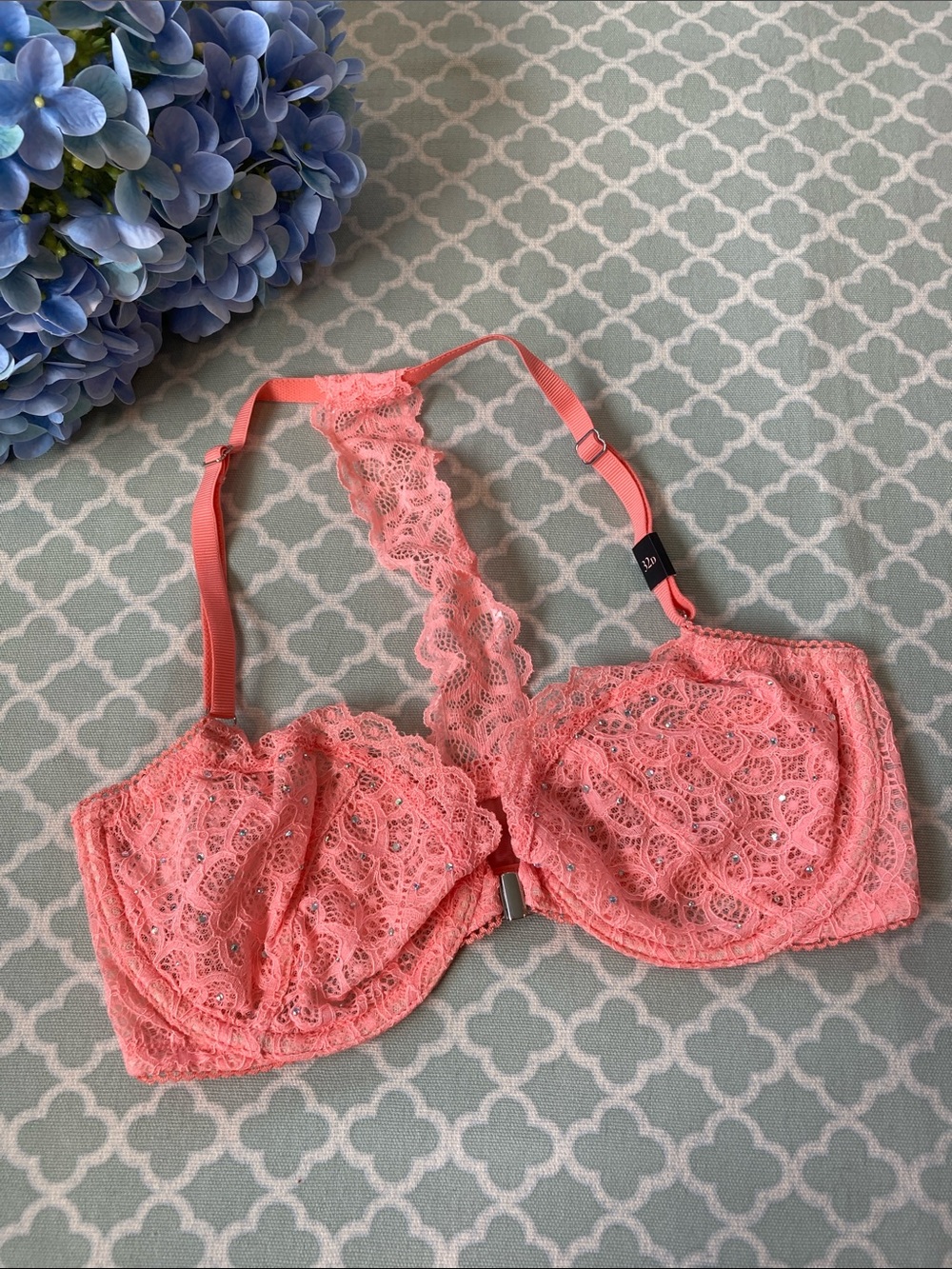 Victoria’s Secret Dream Angels Unlined Rhinestone Lace 32D NWT
